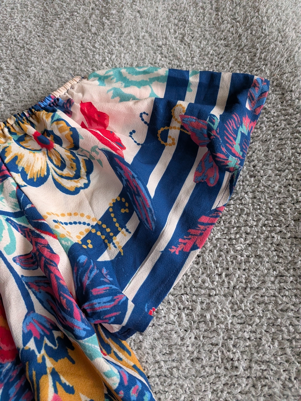 🌼B2G1🌼 Suzanne Betro Multicolor Floral Boho Off-Shoulder Top - Picture 3 of 6
